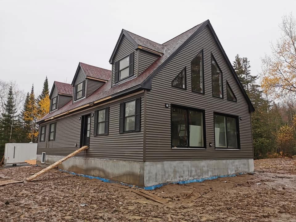Black Pine Lodge 32×60