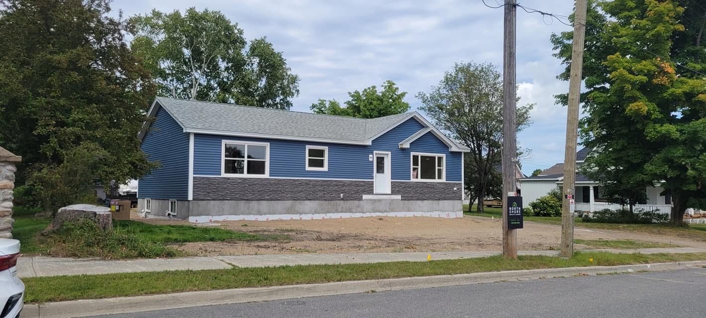 Blue Wave Bungalow 24×52